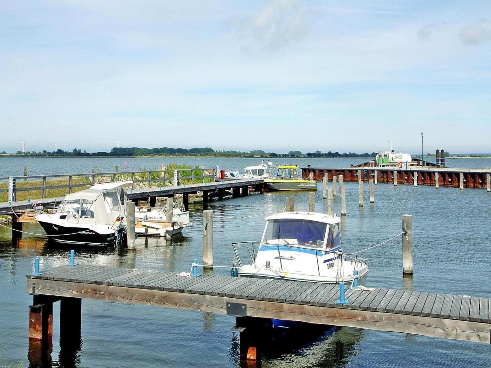 Ferienhaus Lotsenhaus Am Breetzer Bodden In Vieregge Exterior foto
